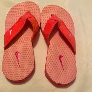 Nike Celso Celso Flip Flop 3 Thong Youth size 2 boys & 3 girls💦